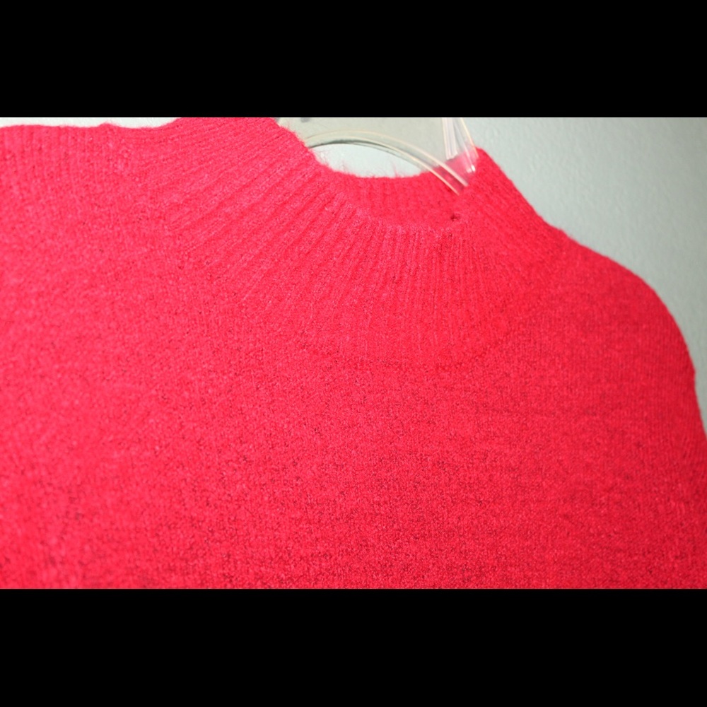 Red Sweater - Picture 4 of 6